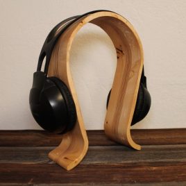Kopfhörerständer aus Multiplex und Ahorn