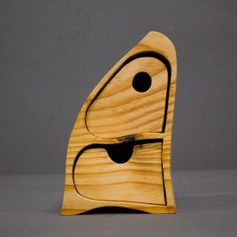 Kästchen aus Douglasienholz mit zwei Schüben