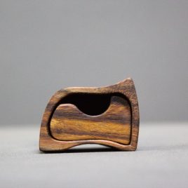 Kästchen aus Zebranoholz mit einem Schub