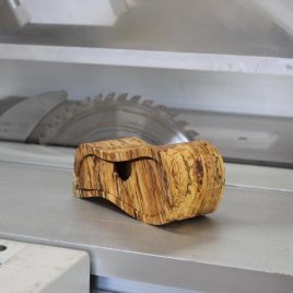 Kästchen aus gestockter Buche