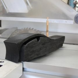 Kästchena für den Schreibtisch aus Mooreiche